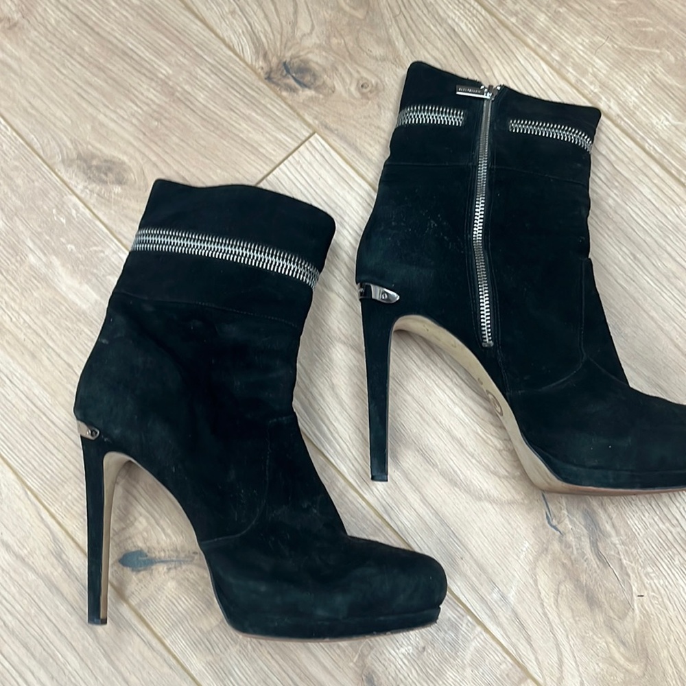 Mickael kors boots